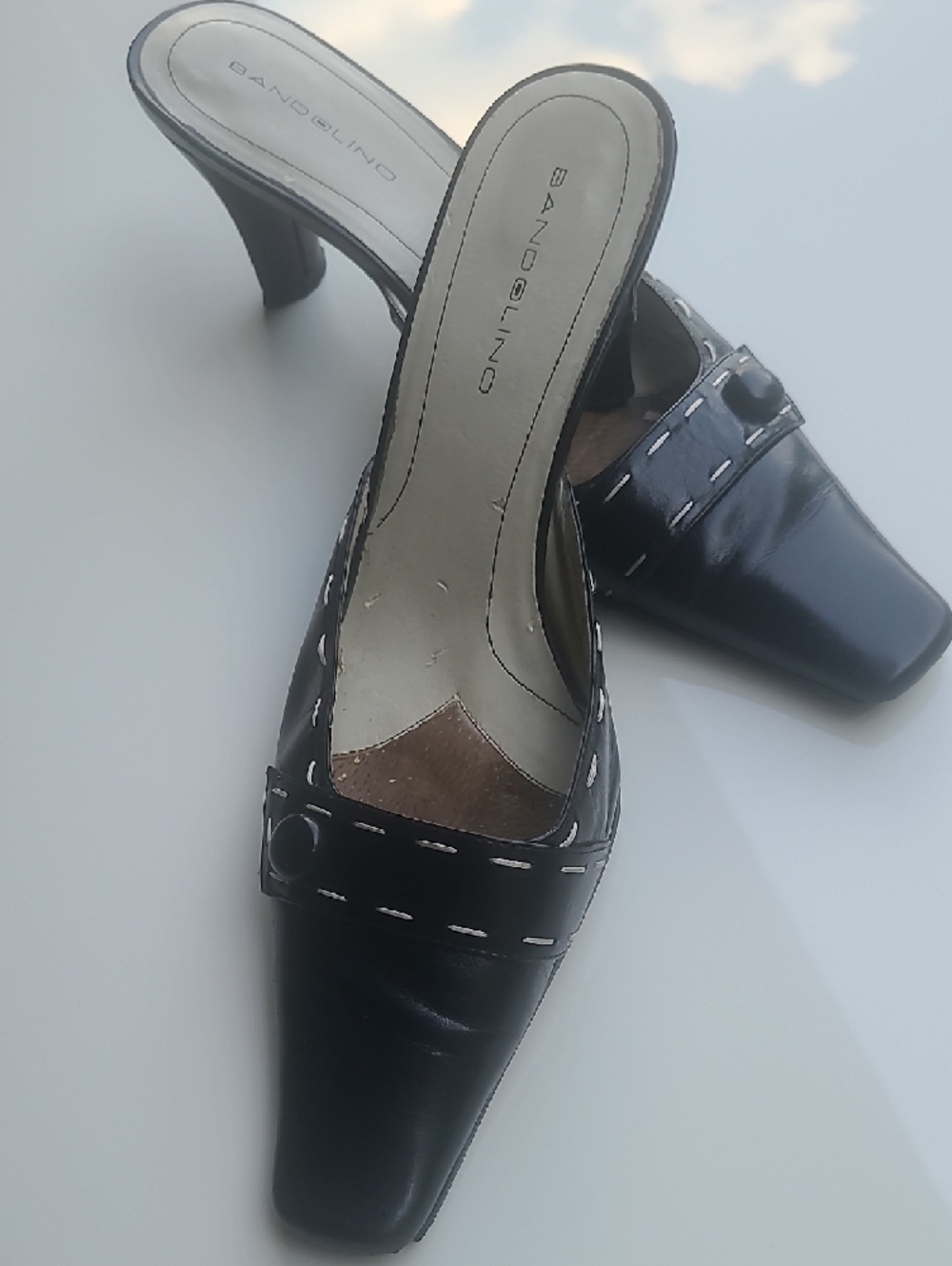 Bandolino Black Leather Slip-On Mules with Contrast Stitch